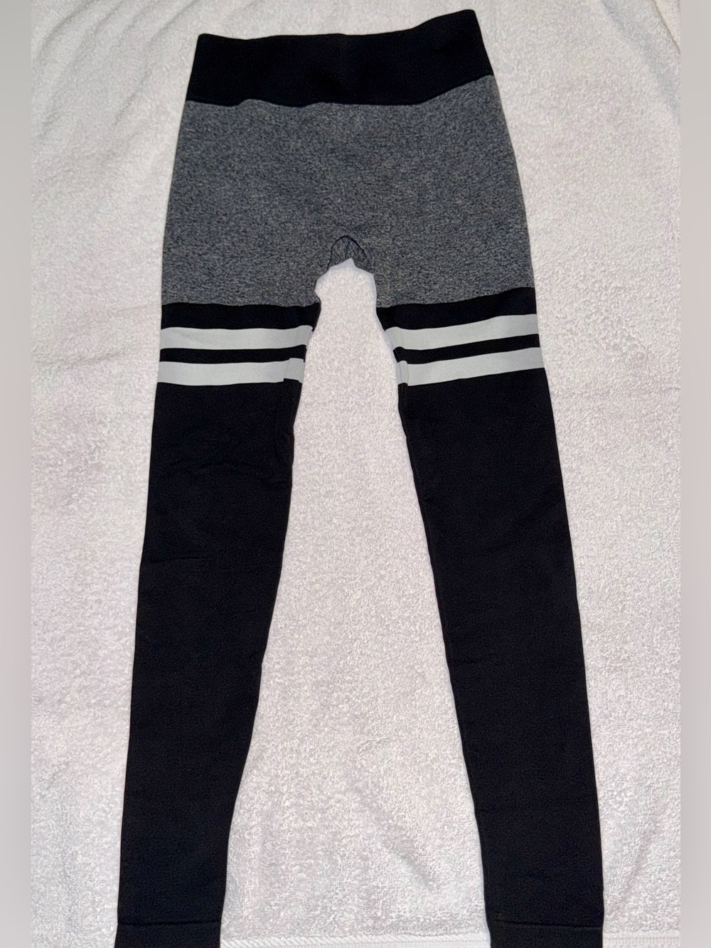 Women's High-Waist Black & Gray Striped Athletic Leggings